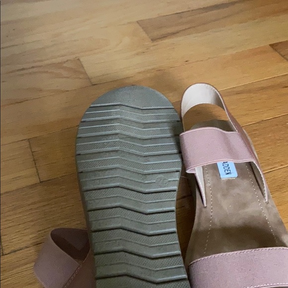 Shoes - Picture 2 of 5